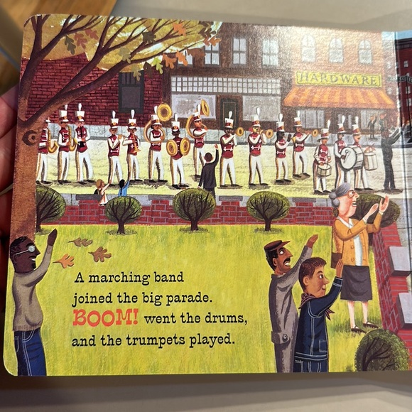 Little Blue Truck Leads the Way Book. Fantastic Condition - Picture 10 of 16